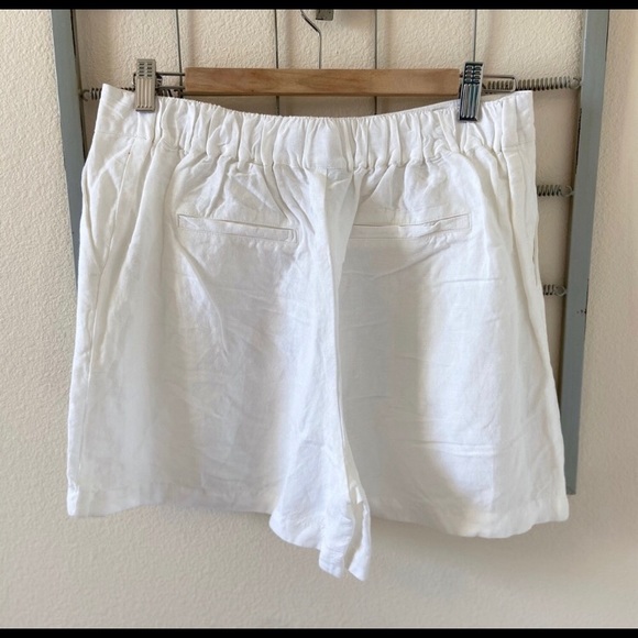 NWOT A New Day Linen blend shorts size medium - Picture 2 of 3